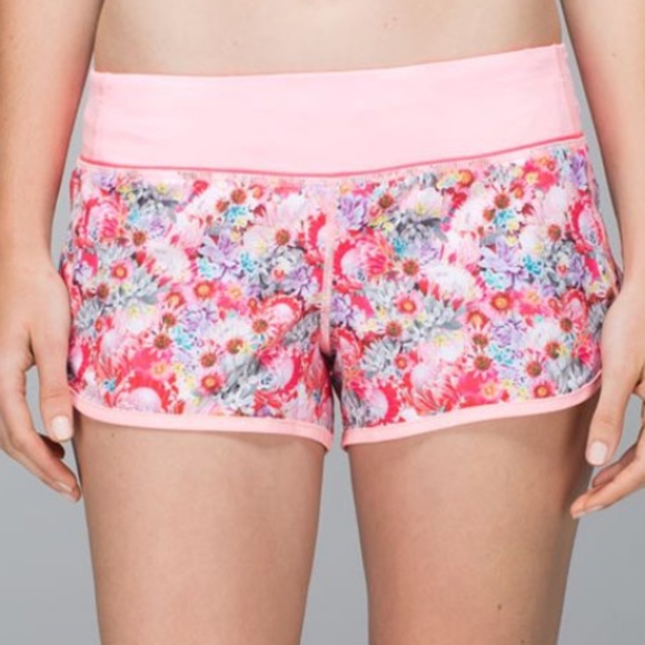 Lululemon Run: Speed Short *2-way Stretch Size 6 Floral Pink With Liner - Picture 1 of 10
